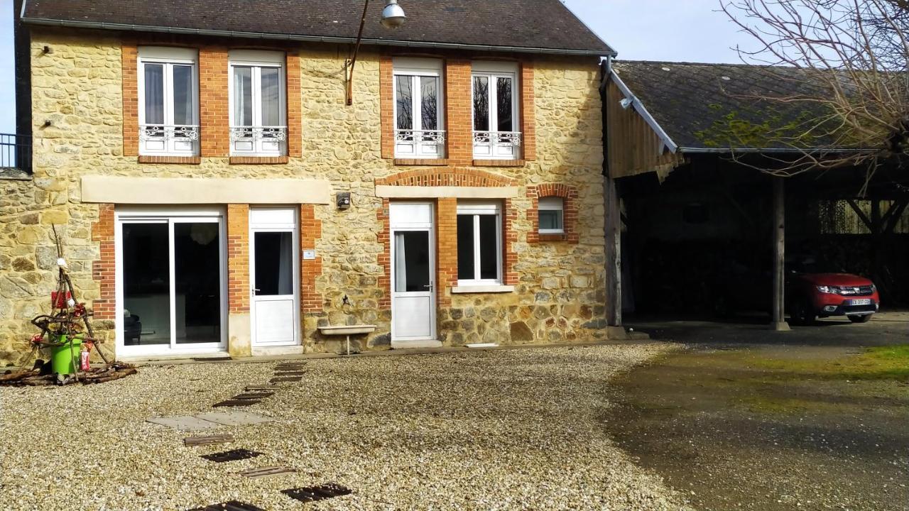 Вілла Domaine De La Caure Bussiere-Dunoise Екстер'єр фото